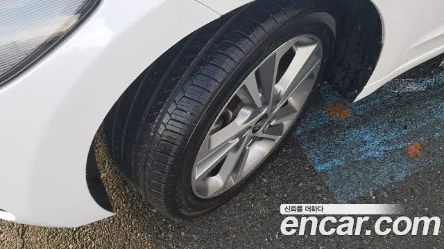 Hyundai Avante 2018 thumb 5