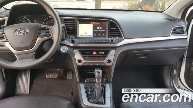 Hyundai Avante 2018 thumb 7
