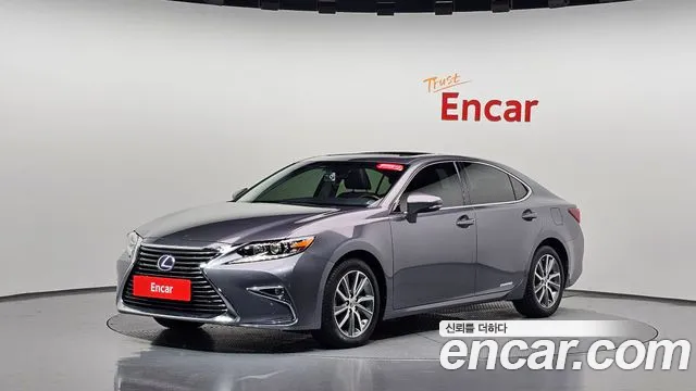 Lexus ES 2016 thumb 11