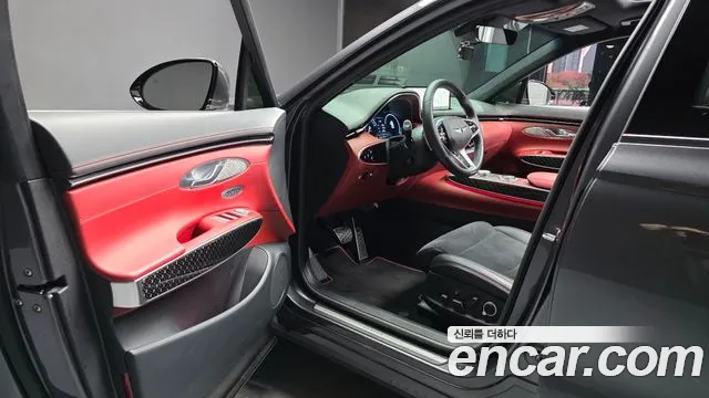 Genesis GV70 2021 thumb 10