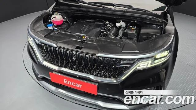 Kia Carnival 2021 thumb 6