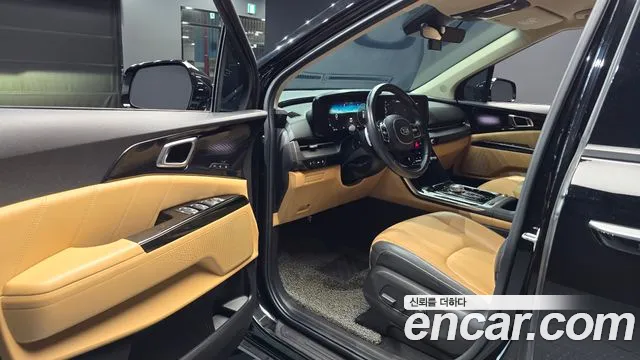 Kia Carnival 2021 thumb 10