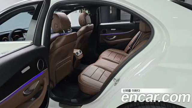 Mercedes-Benz E-Класс 2023 thumb 10
