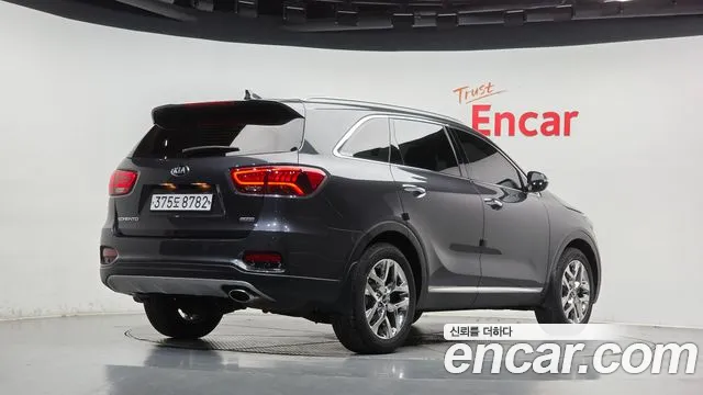 Kia Sorento 2019 thumb 2