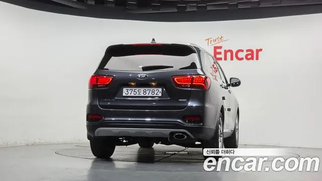 Kia Sorento 2019 thumb 4