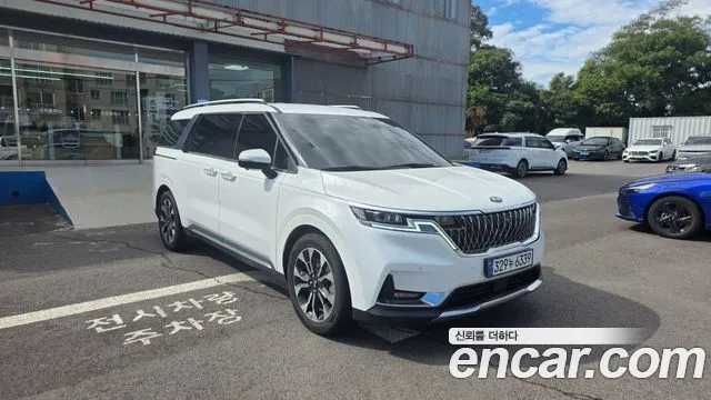 Kia Carnival 2020 thumb 3