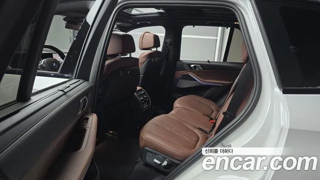 BMW X5 2023 thumb 11