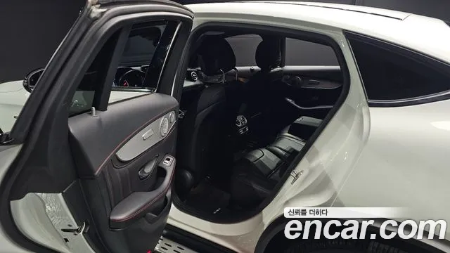Mercedes-Benz GLC 2018 thumb 12