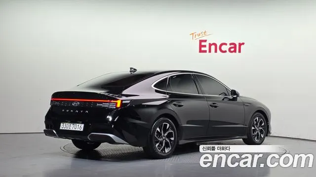 Hyundai Sonata 2023 thumb 2