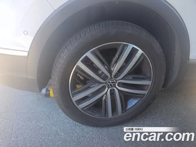 Volkswagen Tiguan 2022 thumb 6