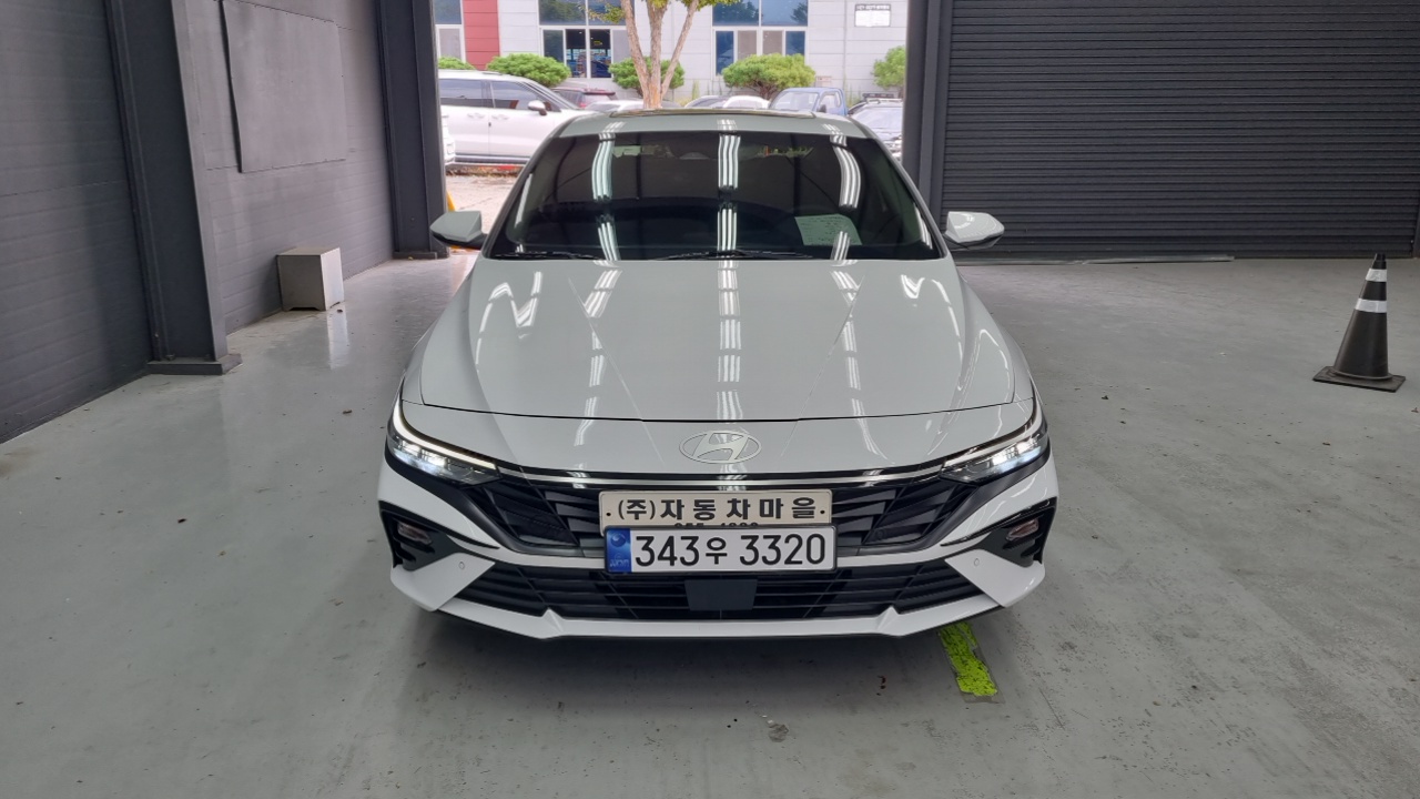 Hyundai Avante 2025 thumb 3