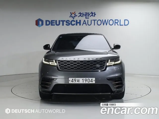 Land Rover Range Rover Velar 2017 thumb 12