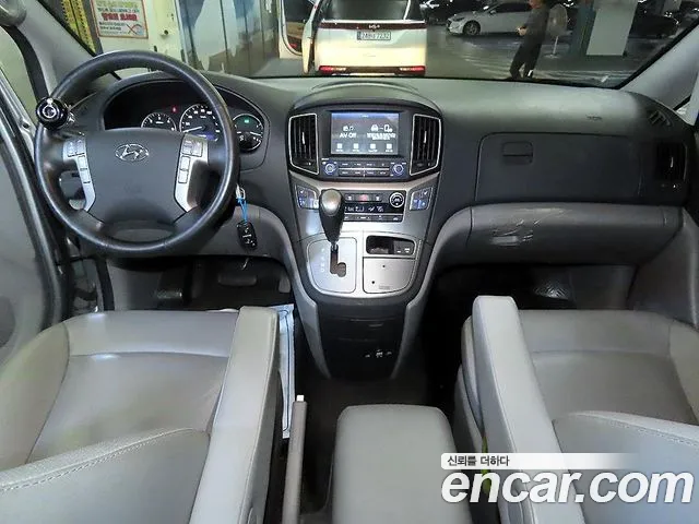 Hyundai Starex 2020 thumb 10
