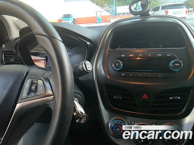 ChevroletGMDaewoo Spark 2016 thumb 10