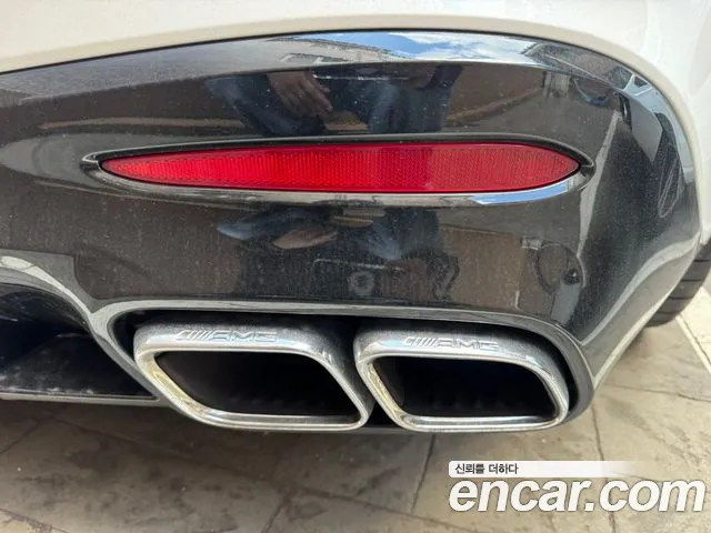 Mercedes-Benz AMG GT 2025 thumb 10