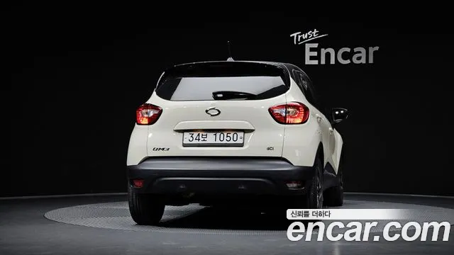 Renault-KoreaSamsung Captur 2014 thumb 4