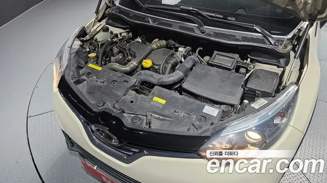 Renault-KoreaSamsung Captur 2014 thumb 6