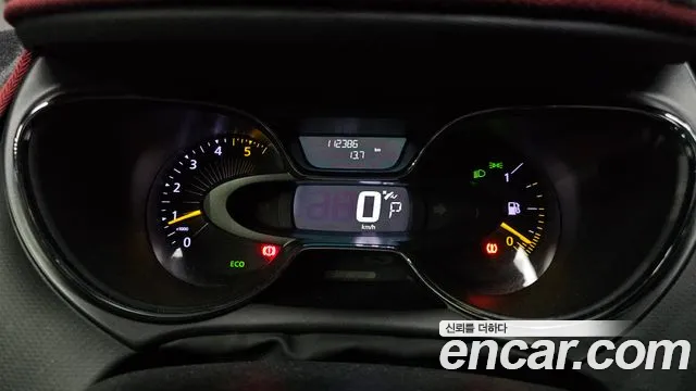 Renault-KoreaSamsung Captur 2014 thumb 8