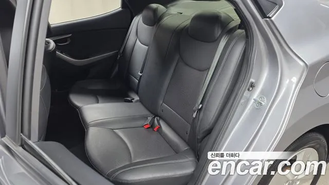 Hyundai Avante 2013 thumb 11
