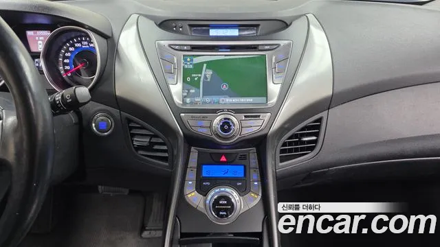 Hyundai Avante 2013 thumb 12