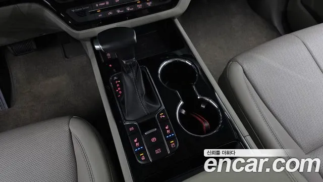 Kia Carnival 2019 thumb 9