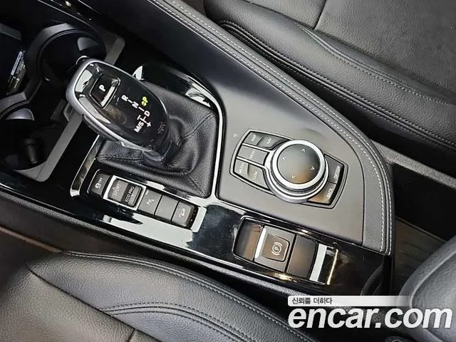 BMW X1 2021 thumb 8