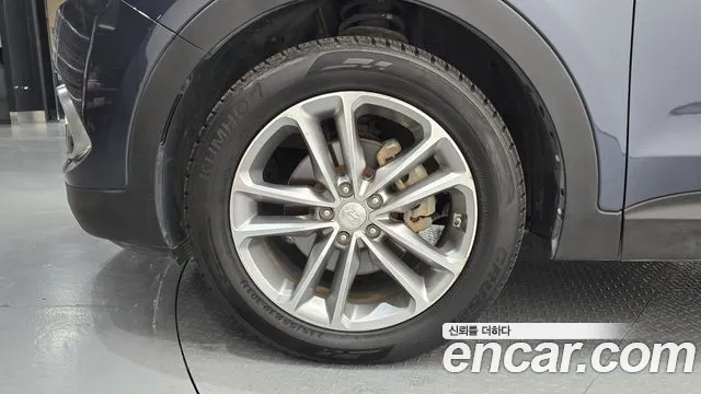 Hyundai Santa Fe 2015 thumb 5