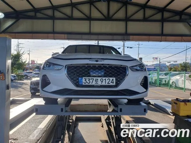 Genesis G70 2018 thumb 6