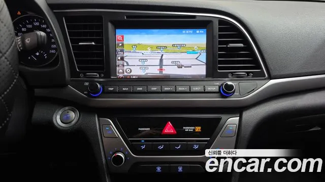 Hyundai Avante 2016 thumb 12
