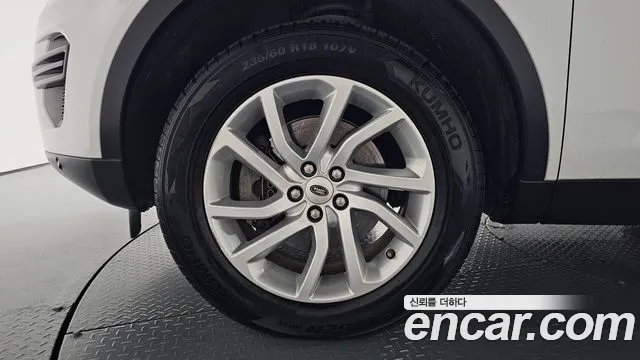 Land Rover Discovery Sport 2019 thumb 4