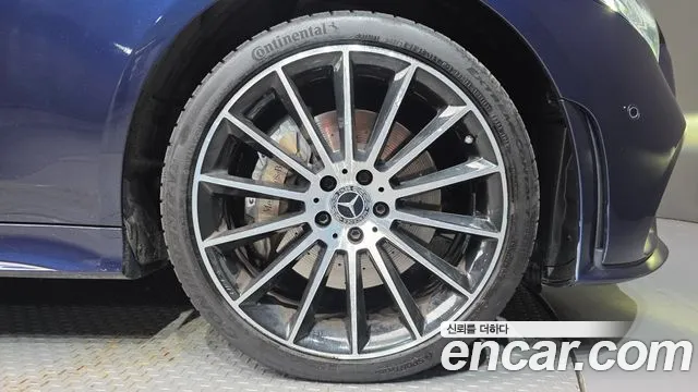 Mercedes-Benz CLS-Class 2019 thumb 5