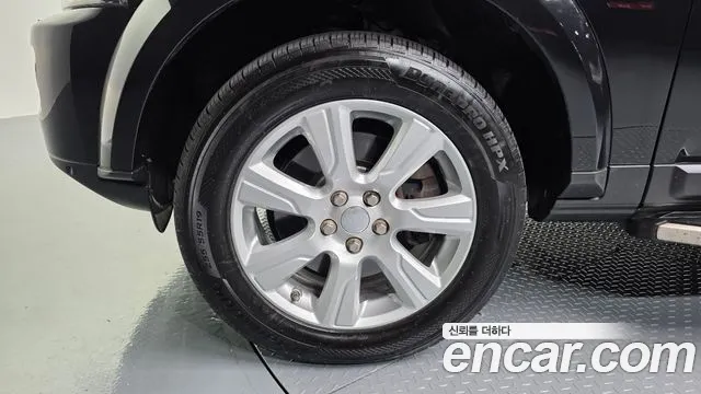 Land Rover Discovery 2015 thumb 4