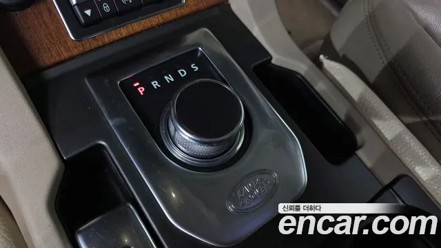 Land Rover Discovery 2015 thumb 8
