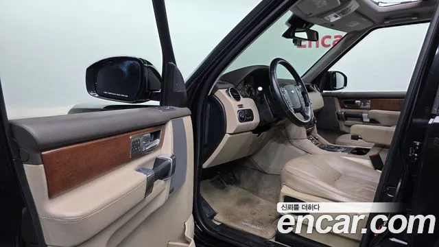 Land Rover Discovery 2015 thumb 9