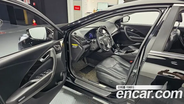 Hyundai Grandeur 2015 thumb 10