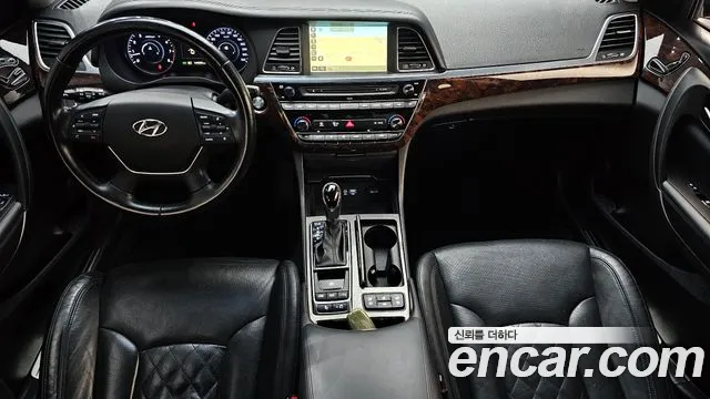 Hyundai Aslan 2016 thumb 7