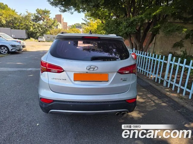 Hyundai Santa Fe 2012 thumb 3