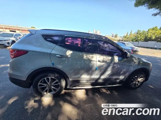 Hyundai Santa Fe 2012 thumb 7