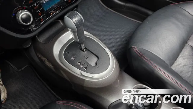 Nissan Juke 2017 thumb 9
