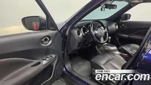 Nissan Juke 2017 thumb 10