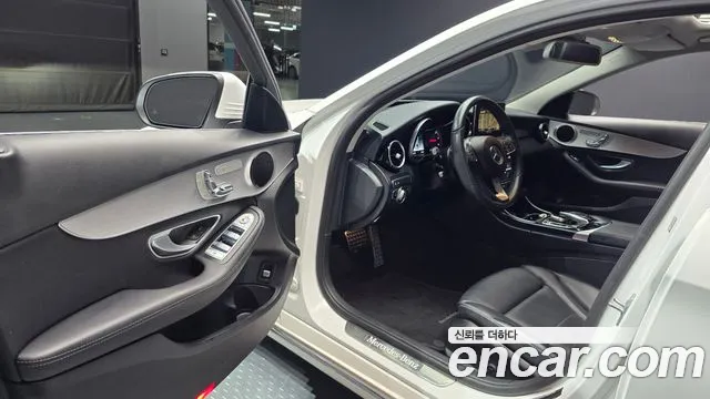 Mercedes-Benz C-Класс 2018 thumb 10