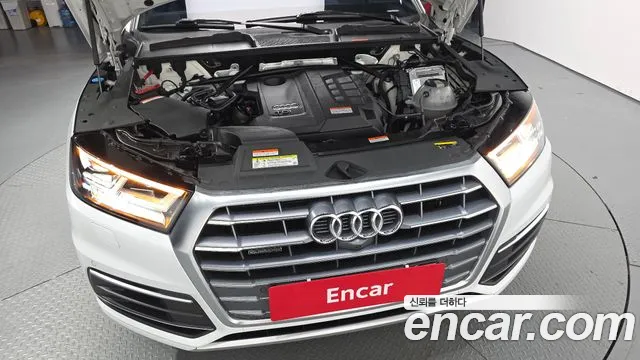 Audi Q5 2020 thumb 5