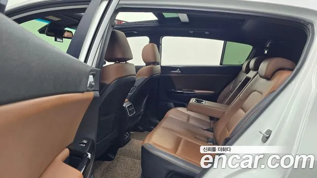 Kia Sportage 2018 thumb 11
