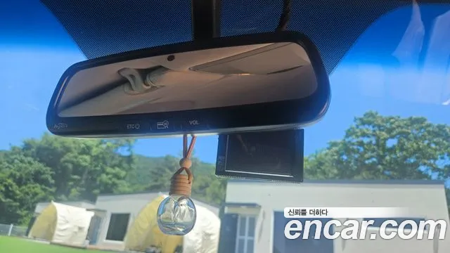 Hyundai Santa Fe 2013 thumb 9