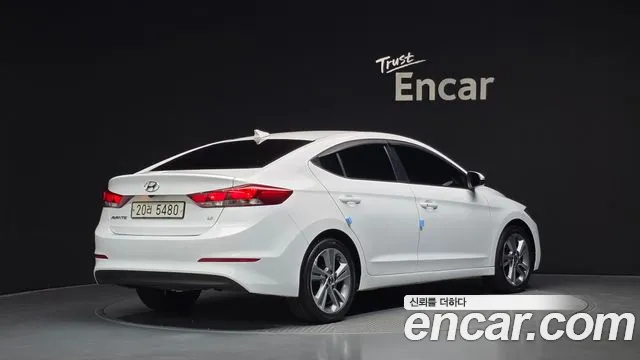 Hyundai Avante 2017 thumb 2