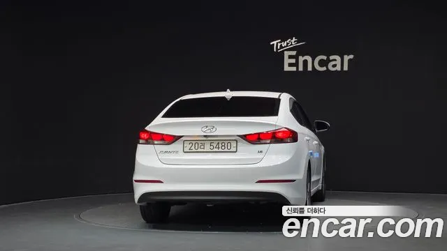 Hyundai Avante 2017 thumb 4