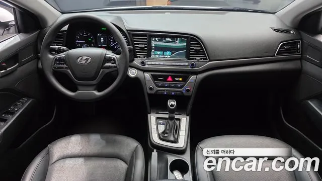 Hyundai Avante 2017 thumb 7