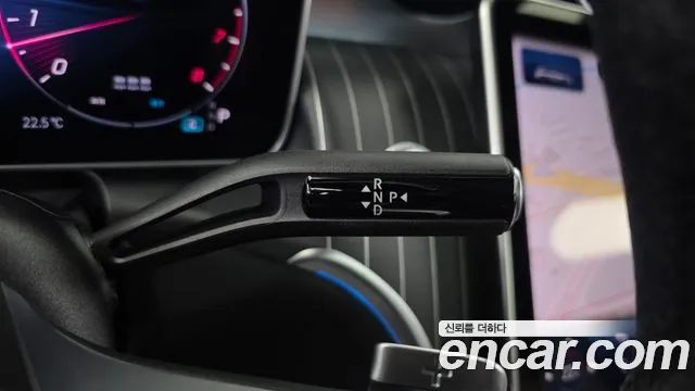 Mercedes-Benz GLC 2025 thumb 9
