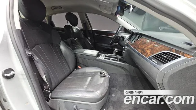 Hyundai Genesis 2016 thumb 10