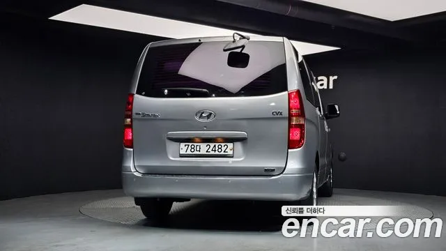 Hyundai Starex 2012 thumb 4